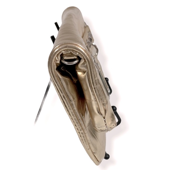 NINE WEST Locket Shiny Gold Large Wristlet Sz 9x5 - Picture 3 of 10